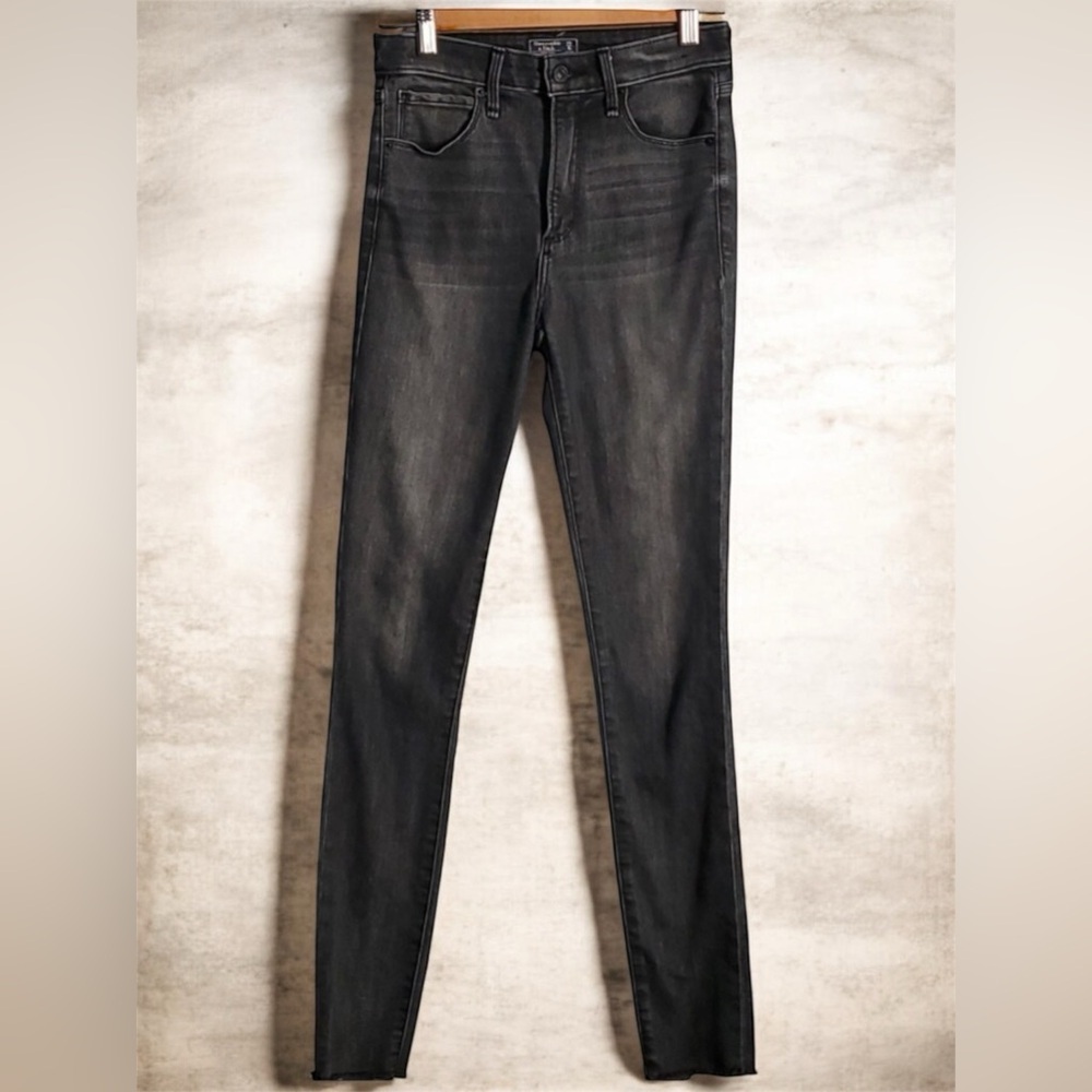Abercrombie & Fitch jeans women's size 0L O long size 25 High rise super Skinny